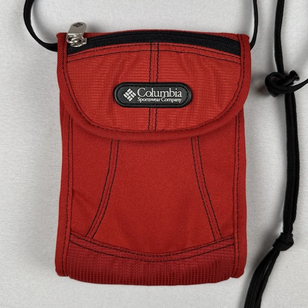 Columbia Ditty Pouch Red Neck Wallet Travel Passport ID Holder Crossbody Bag